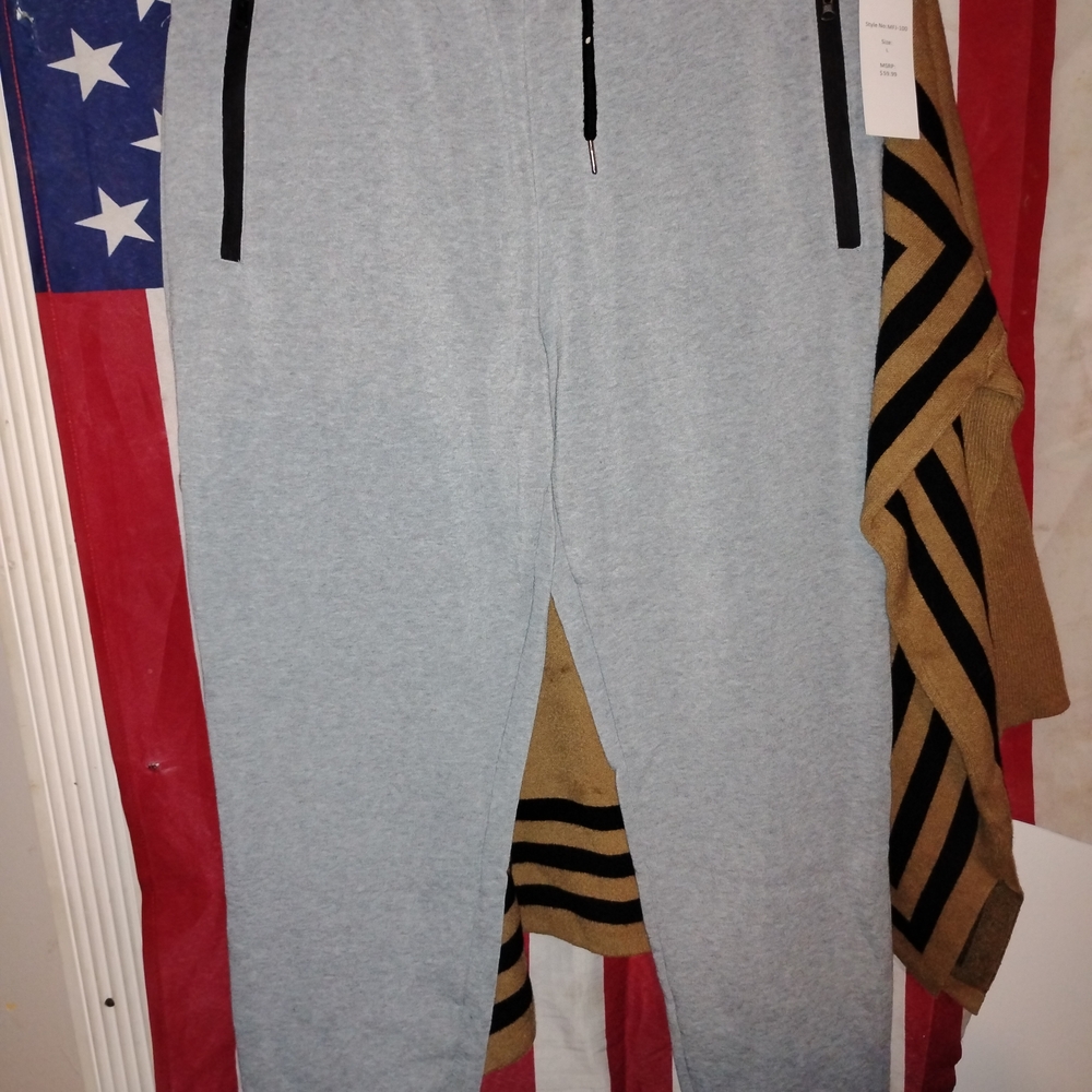 Men's Gray Sweatpants